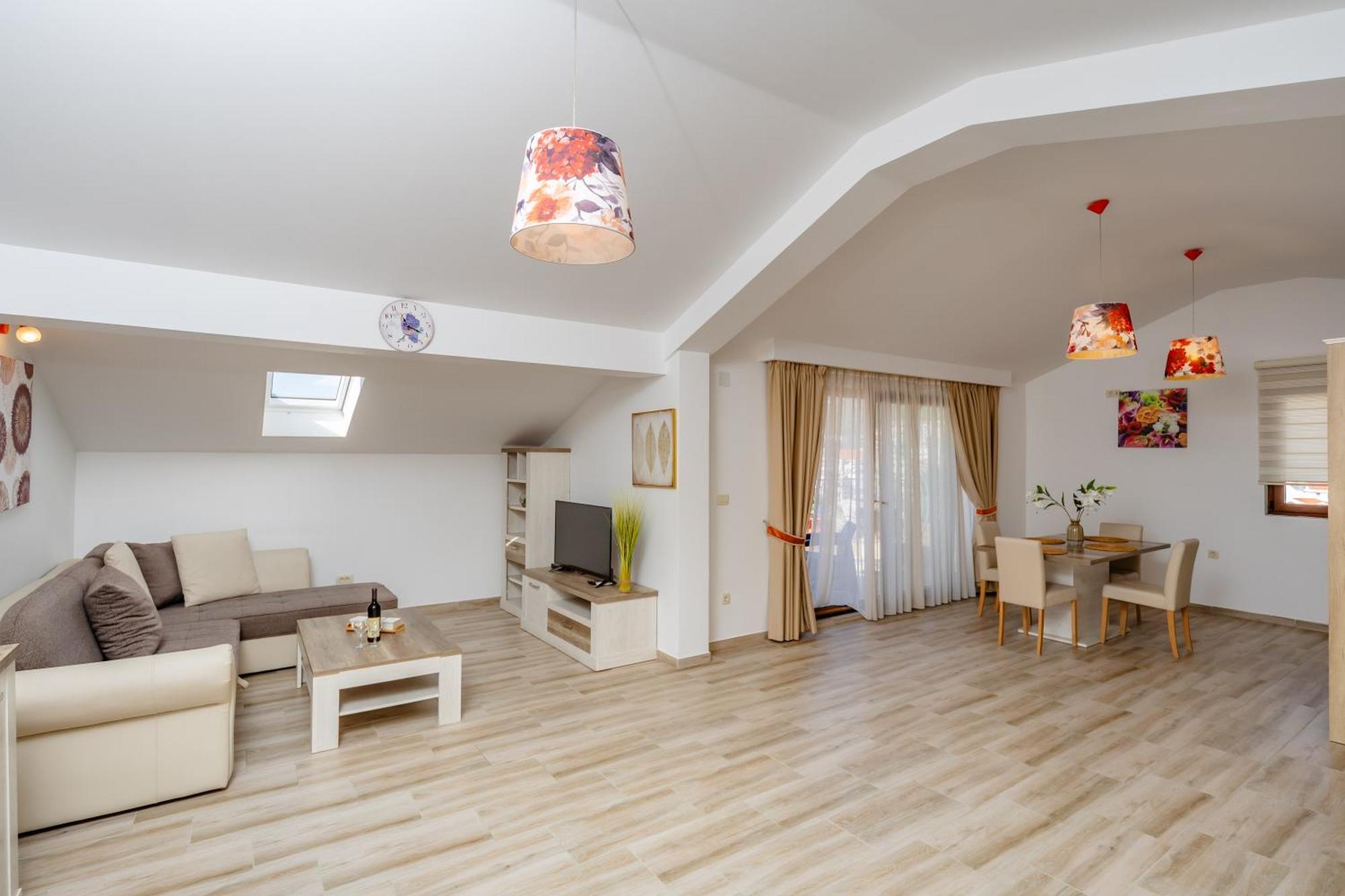 Arvala Apartments 부드바 외부 사진