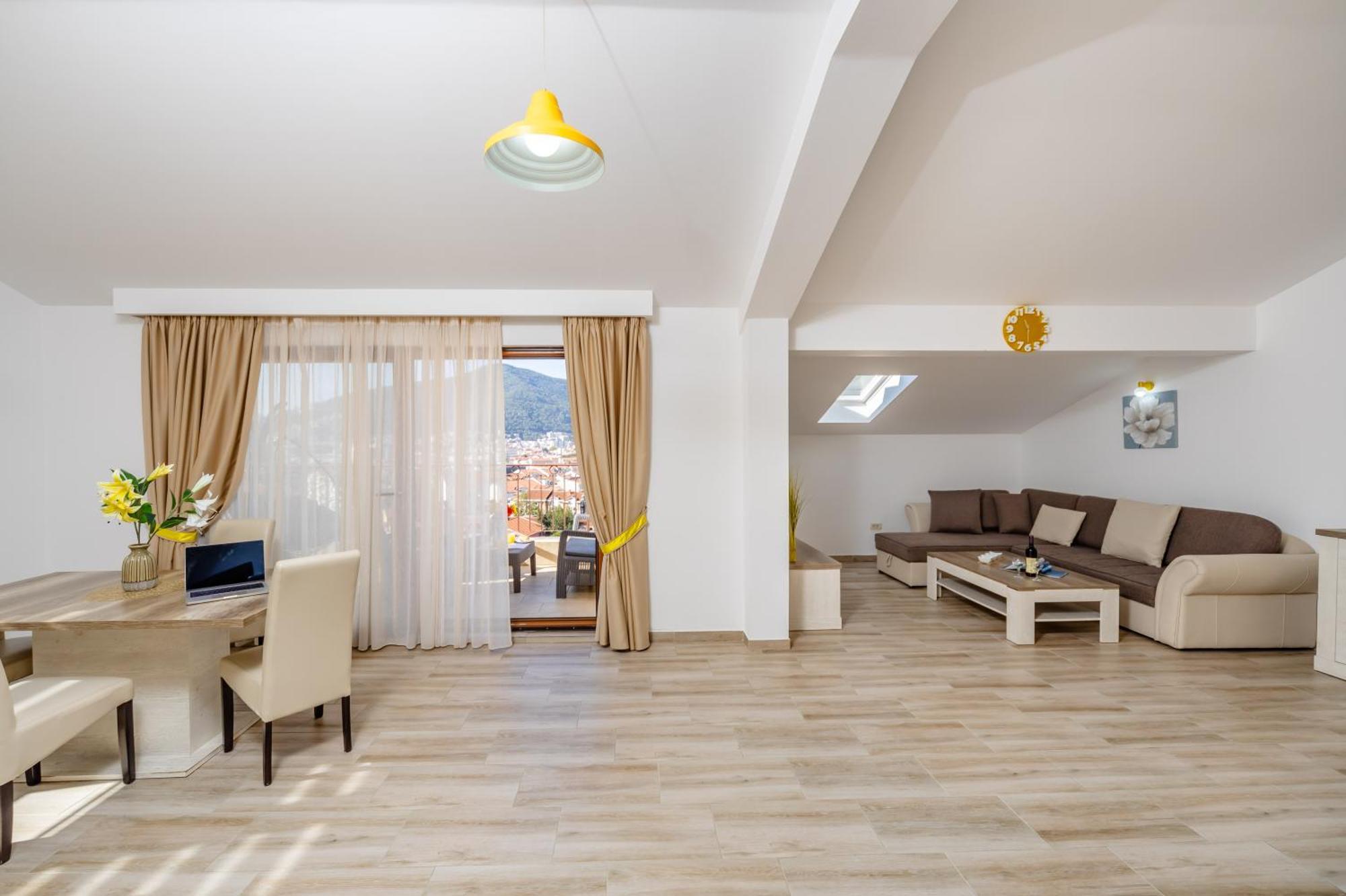 Arvala Apartments 부드바 외부 사진