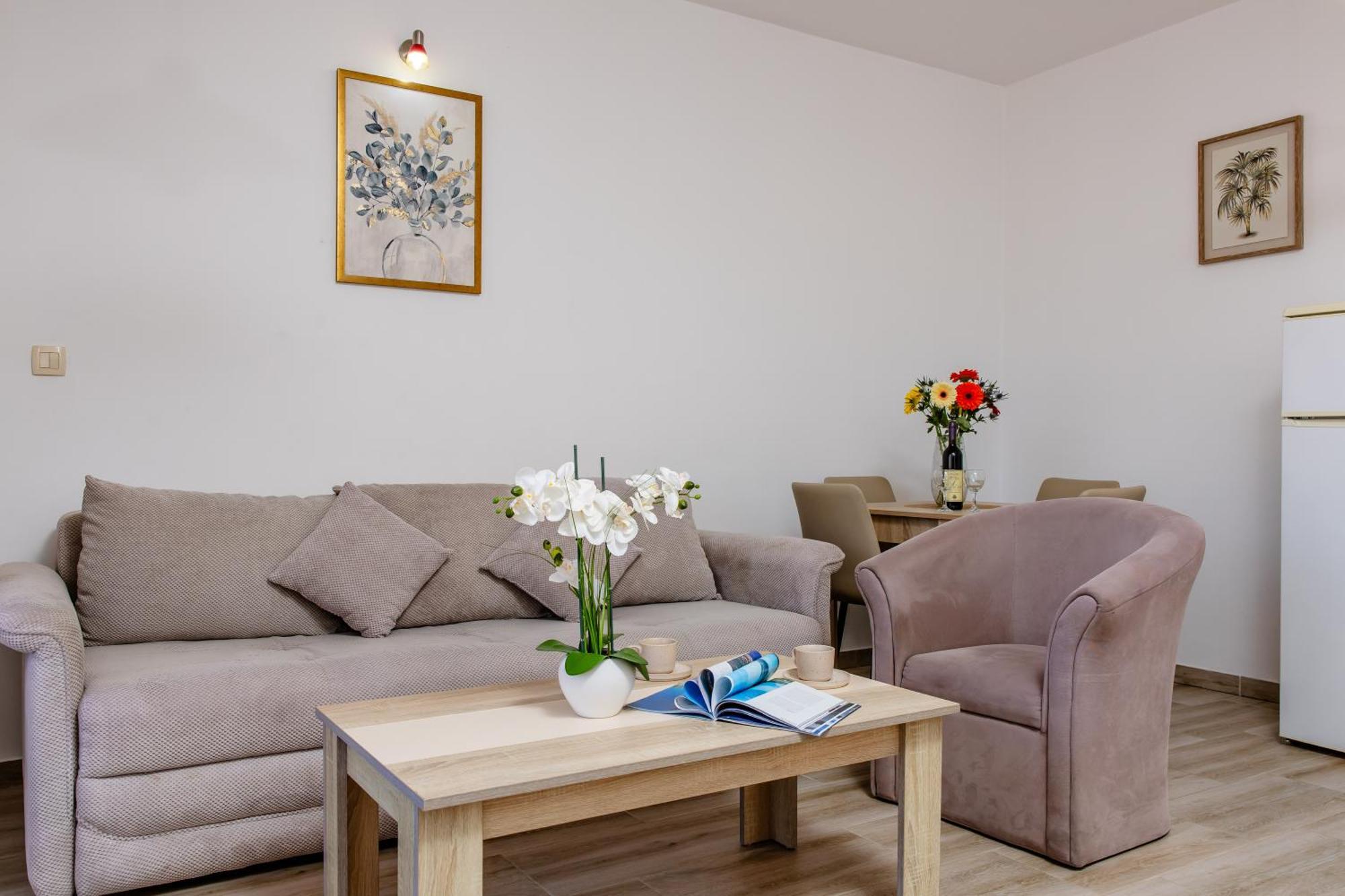 Arvala Apartments 부드바 객실 사진